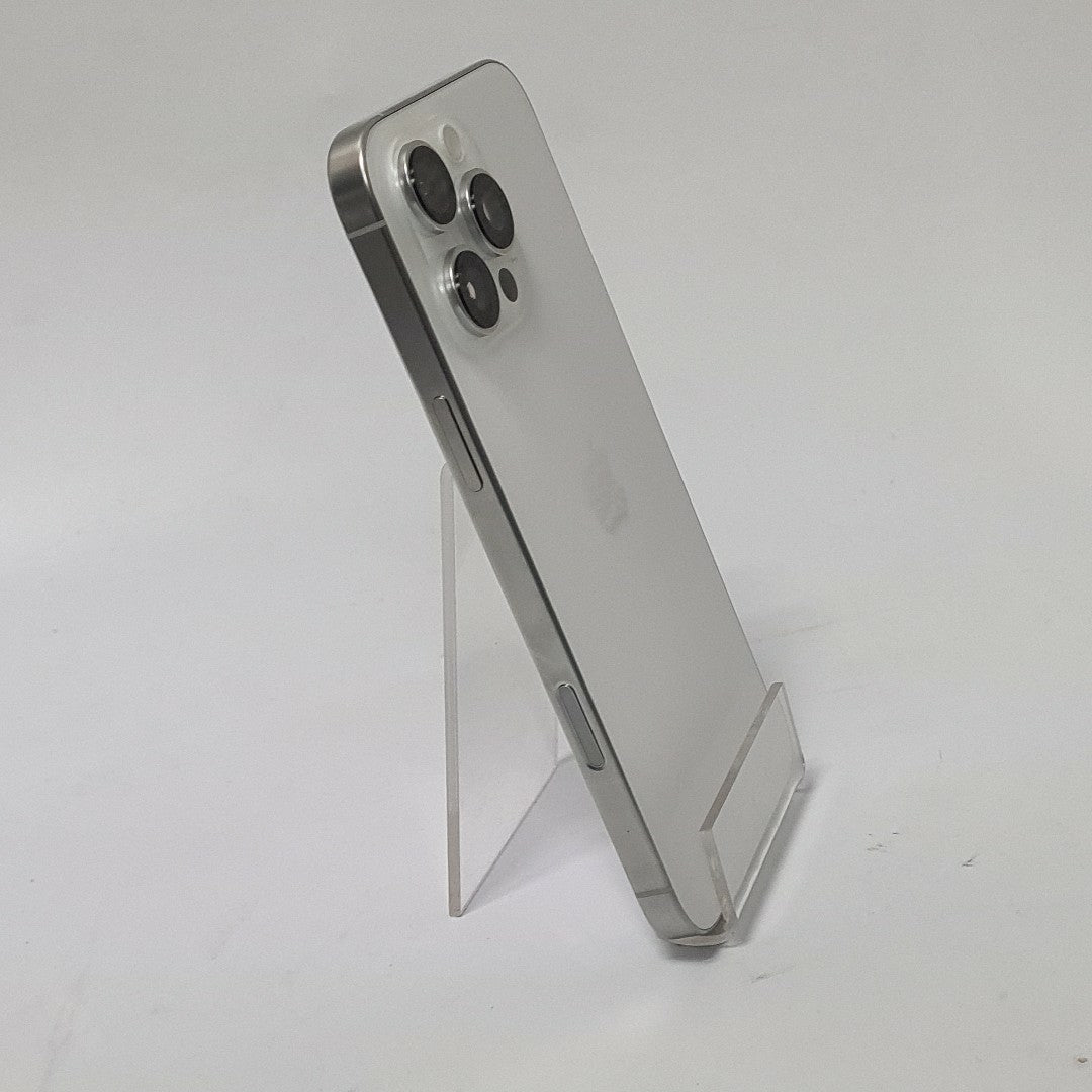 CELULAR APPLE IPHONE 16 PRO MAX A3084 (2024) 256 GB 8 GB RAM (SEMINUEVO)