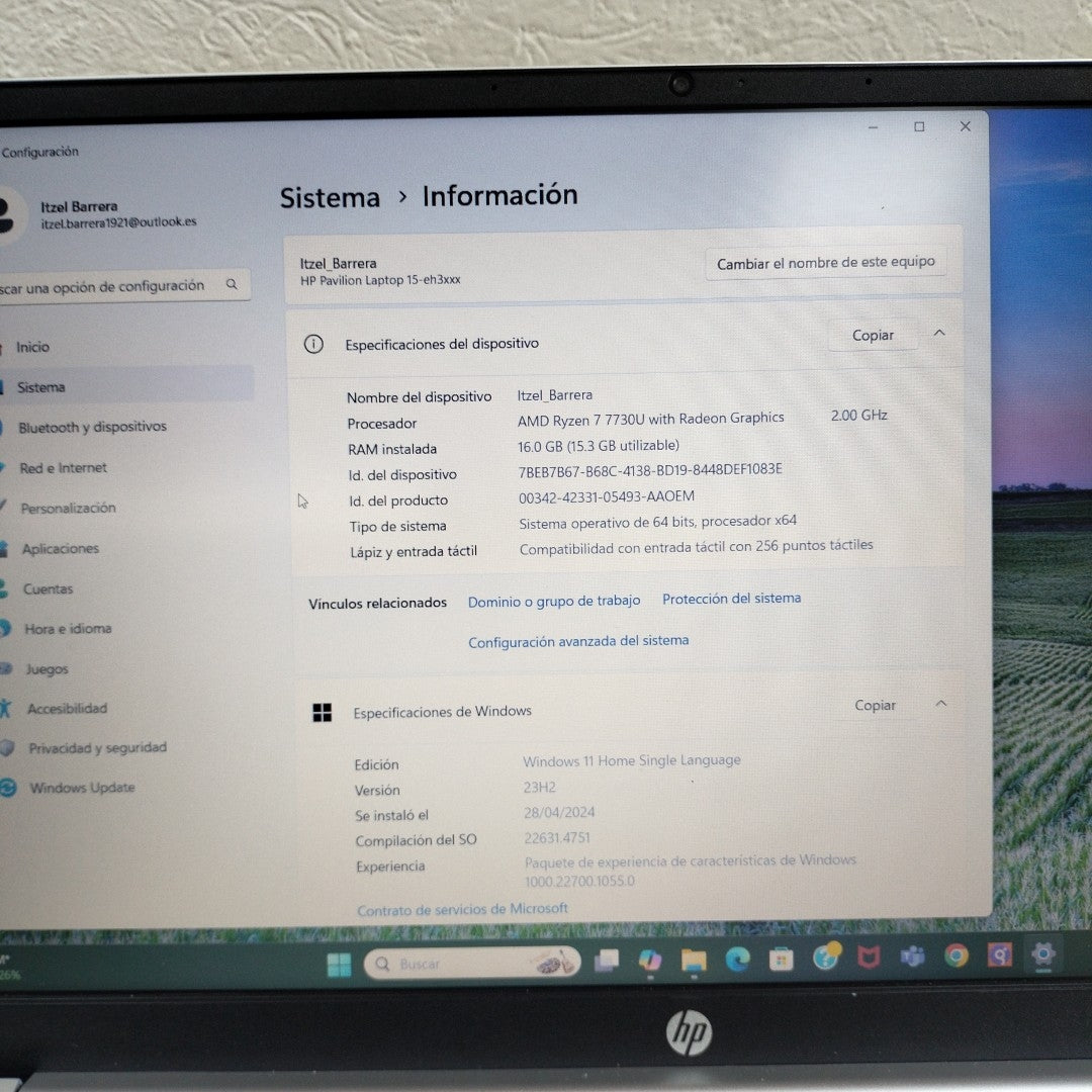 LAPTOP HP PAVILION 15-EH3000LA (2023) 512 GB SSD 16 GB RAM (SEMINUEVO)