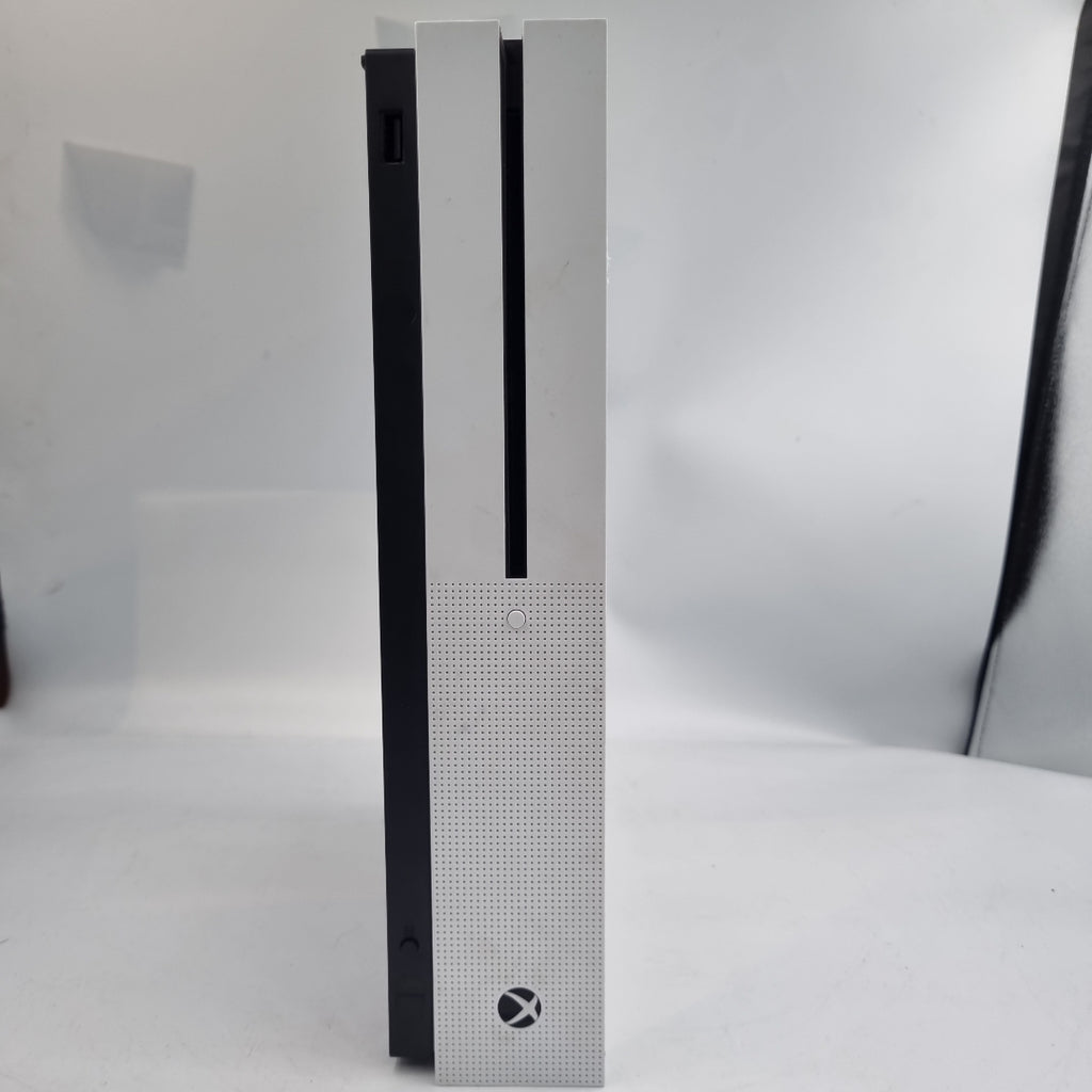 CONSOLA DE VIDEOJUEGO MICROSOFT XBOX ONE S 1 TB (SEMINUEVO)