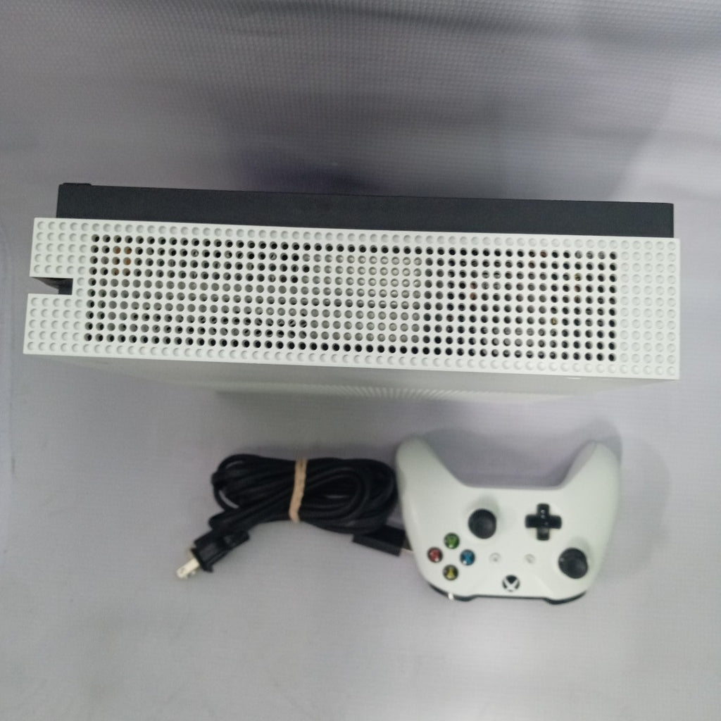 CONSOLA DE VIDEOJUEGO MICROSOFT XBOX ONE S 1 TB (SEMINUEVO)