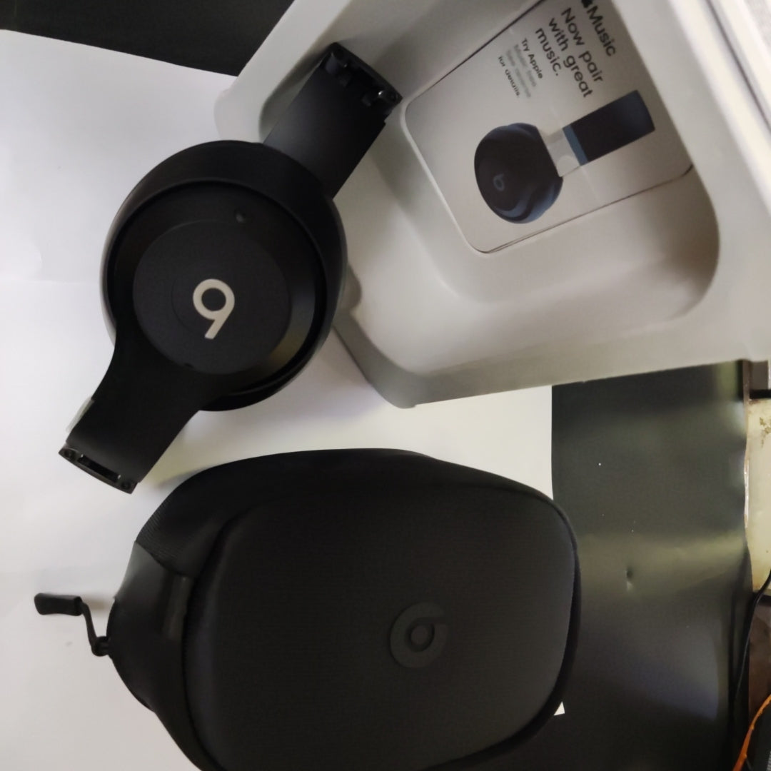 AUDIFONOS BEATS STUDIO PRO INALAMBRICO OVER EAR (SEMINUEVO)