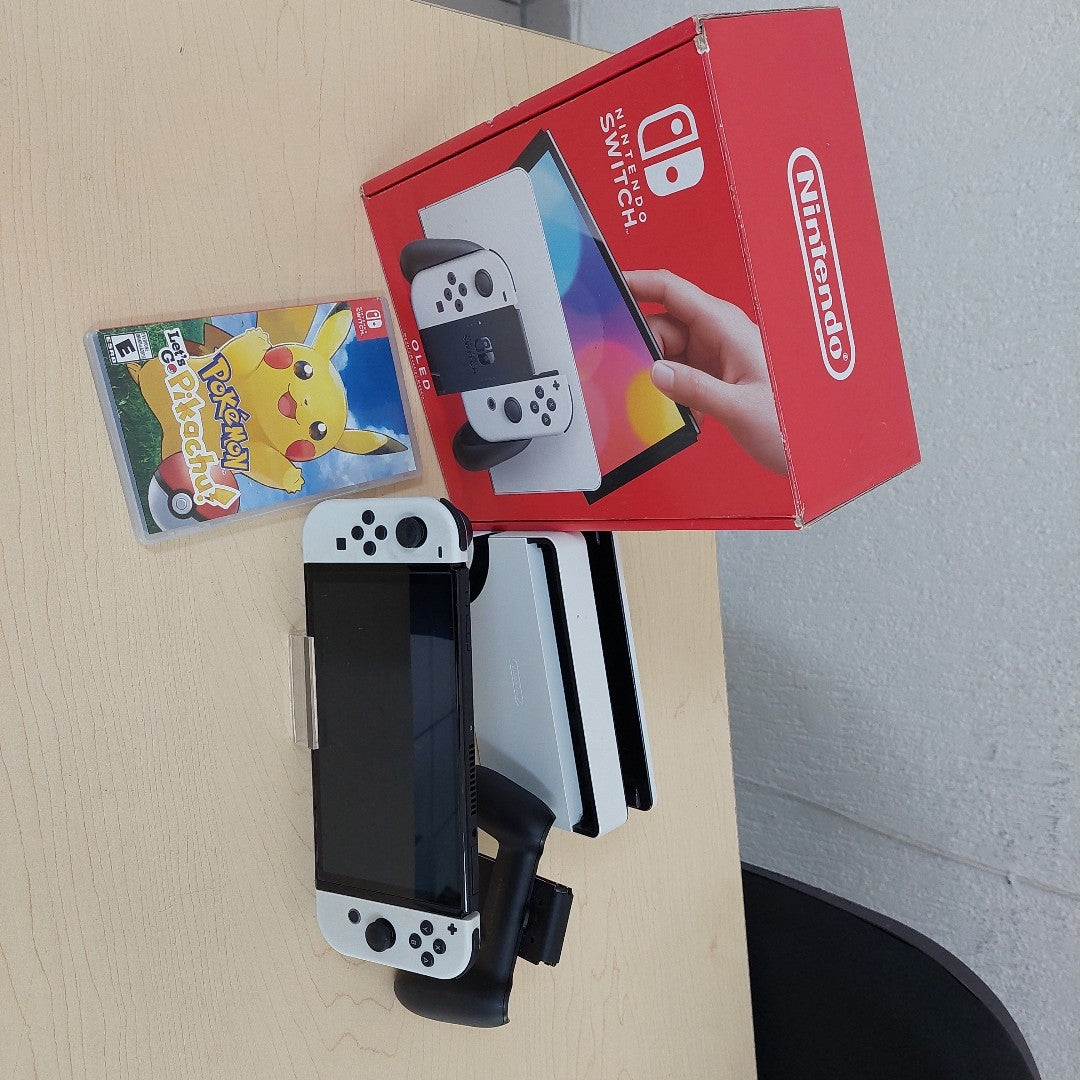 CONSOLA DE VIDEOJUEGO NINTENDO SWITCH OLED 64 GB (SEMINUEVO)