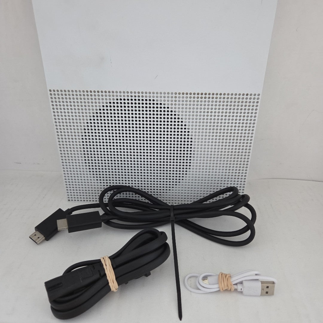 CONSOLA DE VIDEOJUEGO MICROSOFT XBOX ONE S 1 TB (SEMINUEVO)