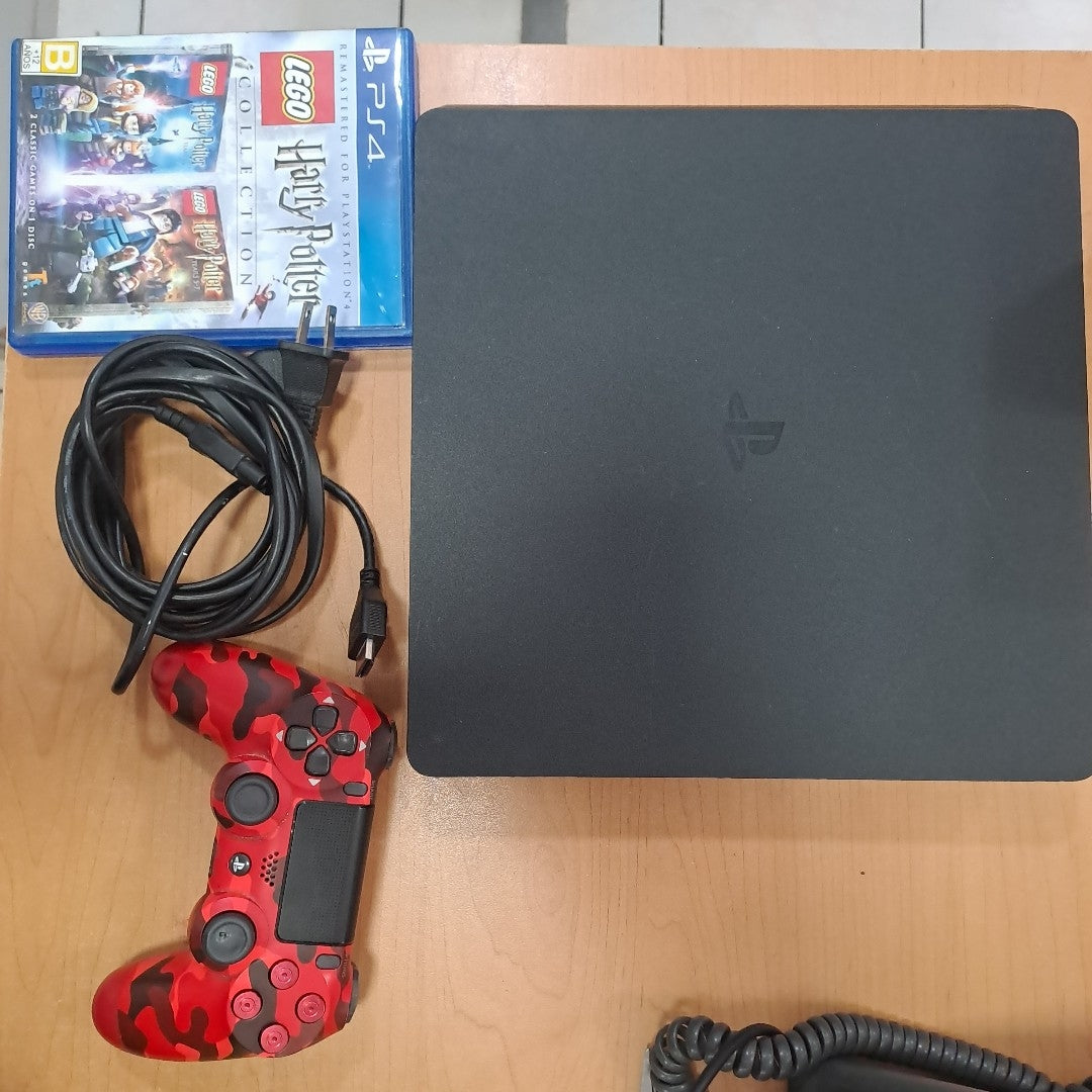 CONSOLA DE VIDEOJUEGO SONY PS4 1 TB (SEMINUEVO)