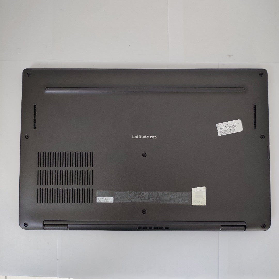LAPTOP DELL LATITUDE 7320 DETACHABLE (2022) 256 GB SSD 16 GB RAM (SEMINUEVO)