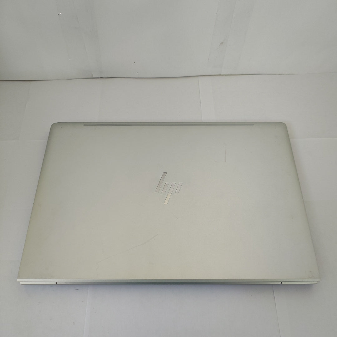 LAPTOP HP ELITEBOOK 640 G9 (2023) 256 GB SSD 16 GB RAM (SEMINUEVO)