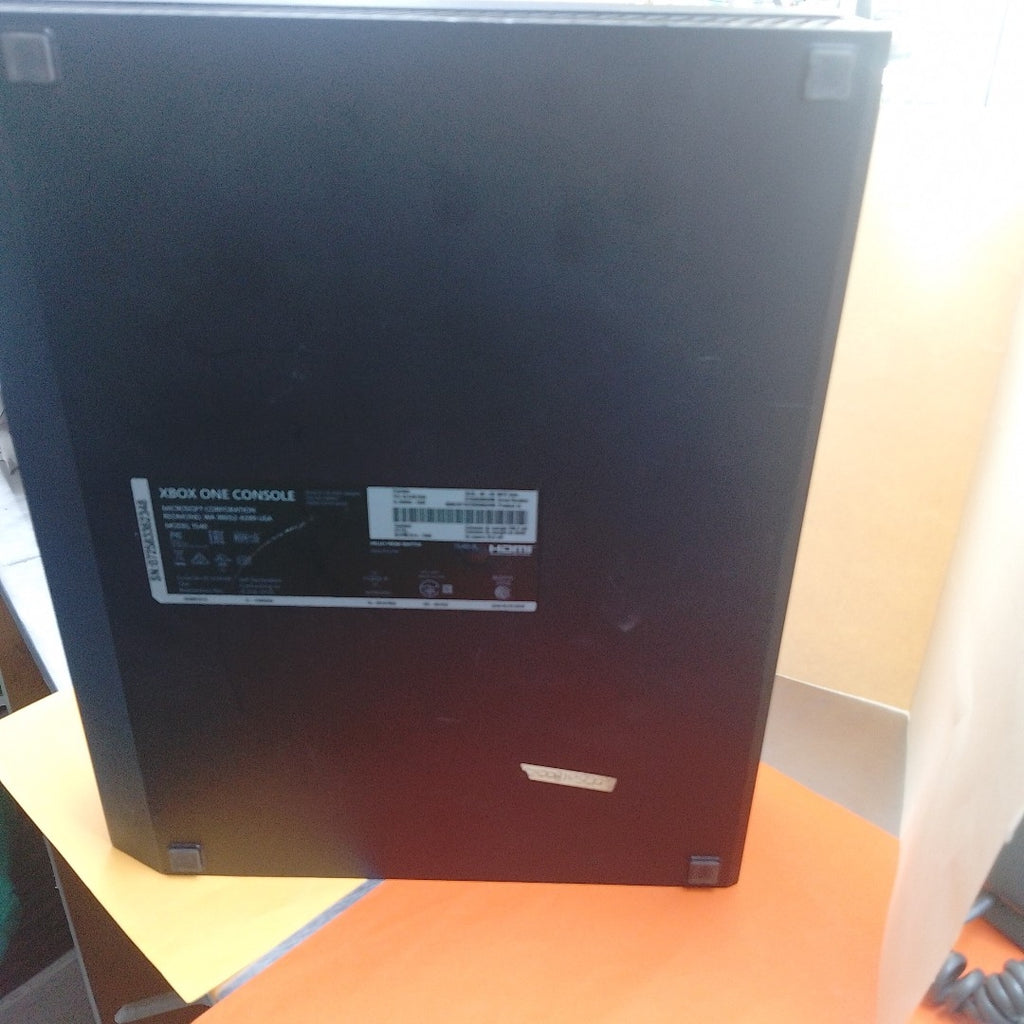 CONSOLA DE VIDEOJUEGO MICROSOFT XBOX ONE 500 GB  (SEMINUEVO)