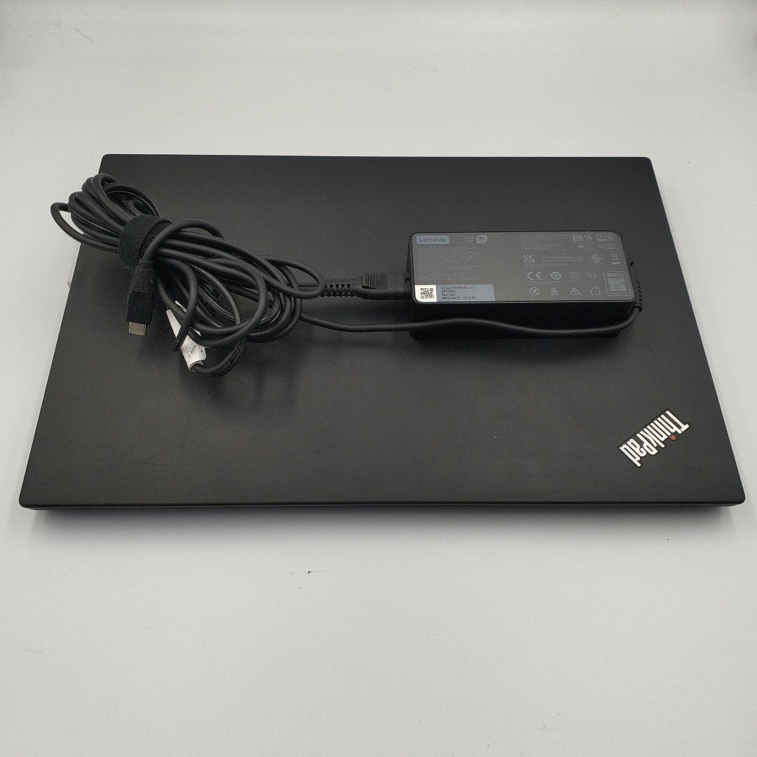 LAPTOP LENOVO THINKPAD E14 GEN 2 (2022) 256 GB SSD 16 GB RAM (SEMINUEVO)