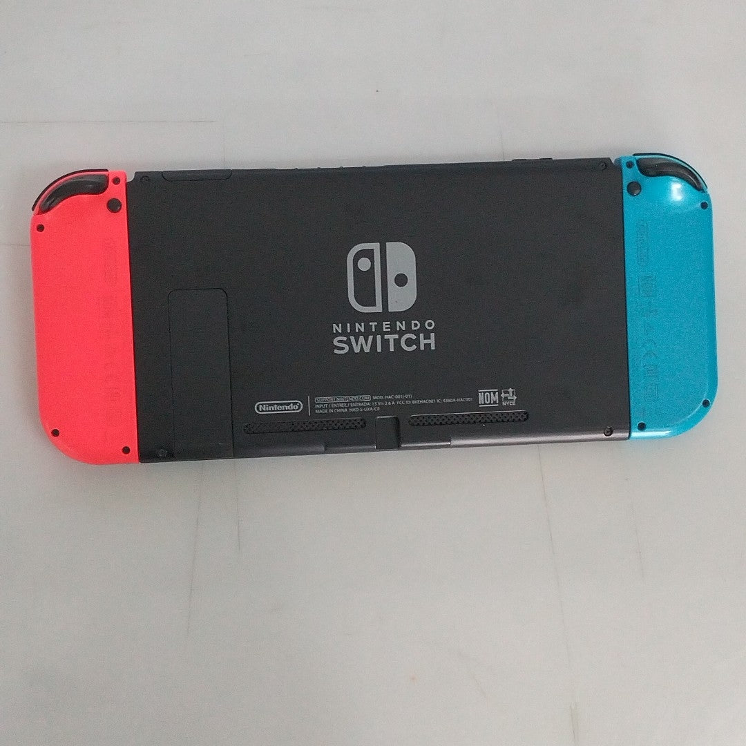 CONSOLA DE VIDEOJUEGO NINTENDO SWITCH 1.1 32 GB (SEMINUEVO)