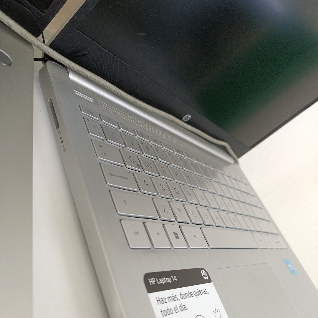 LAPTOP HP 14-DQ0530LA(2024) 256 GB SSD 8 GB RAM (SEMINUEVO)