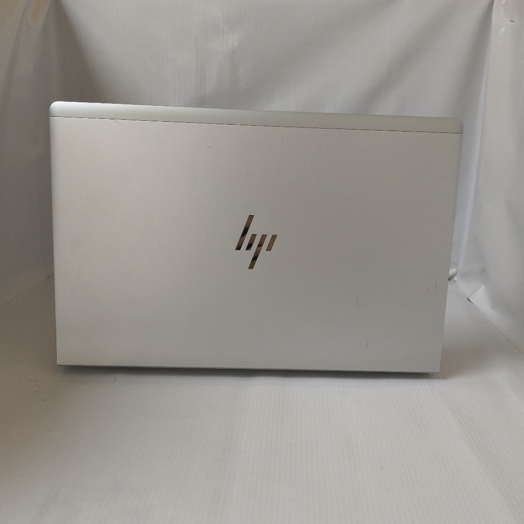 LAPTOP HP ELITEBOOK 640 G9 (2023) 512 GB SSD 16 GB RAM (SEMINUEVO)