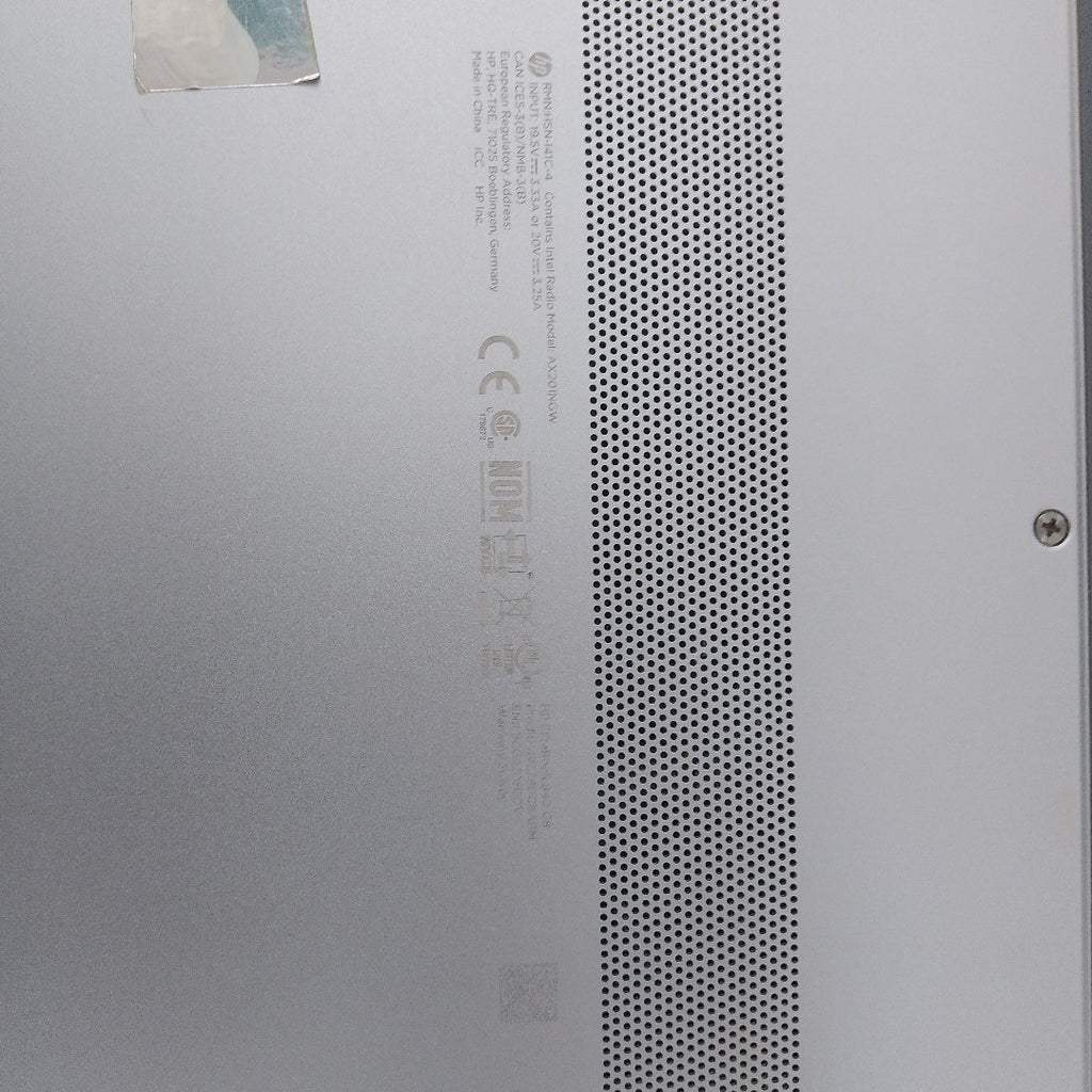 LAPTOP HP ELITEBOOK 840 G8 (2022) 512 GB SSD 16 GB RAM (SEMINUEVO)