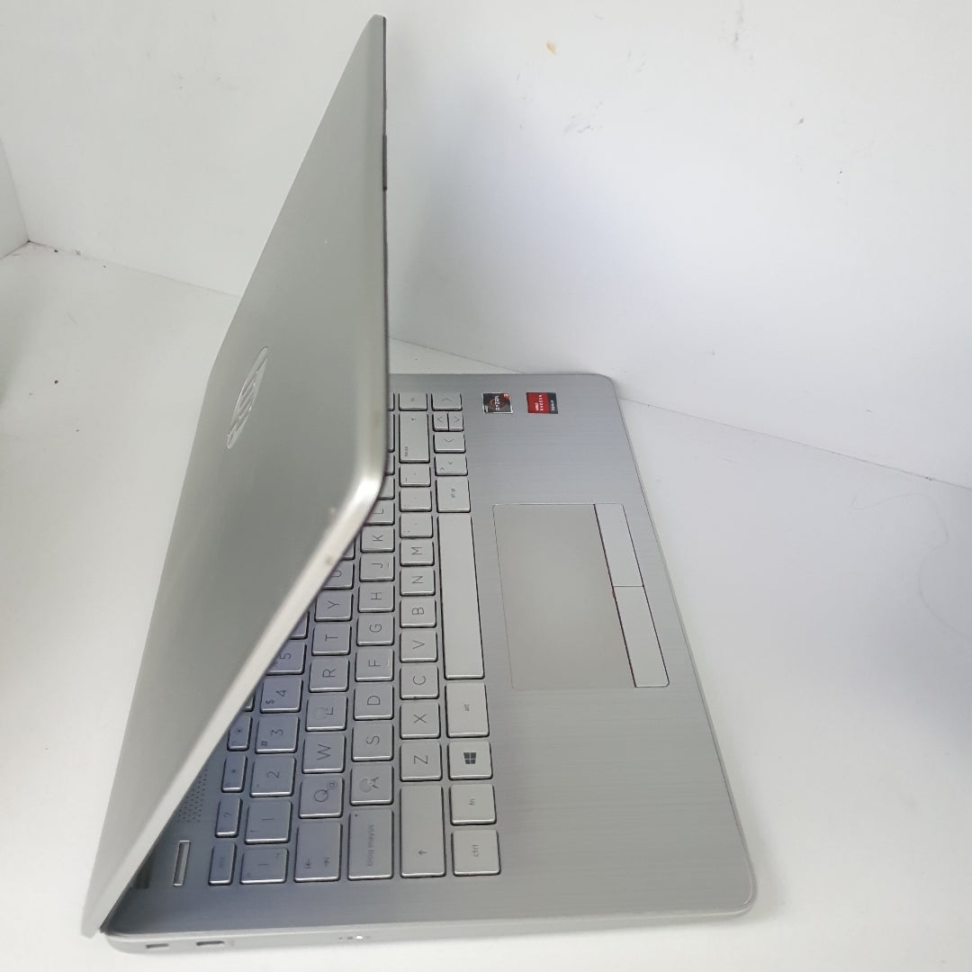 LAPTOP HP 14-DK1508LA (2022) 256 GB SSD 8 GB RAM (SEMINUEVO)