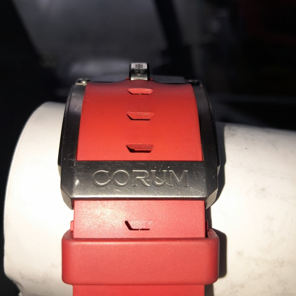  RELOJ CABALLERO  CORUM  DEEP HULL (SEMINUEVO)