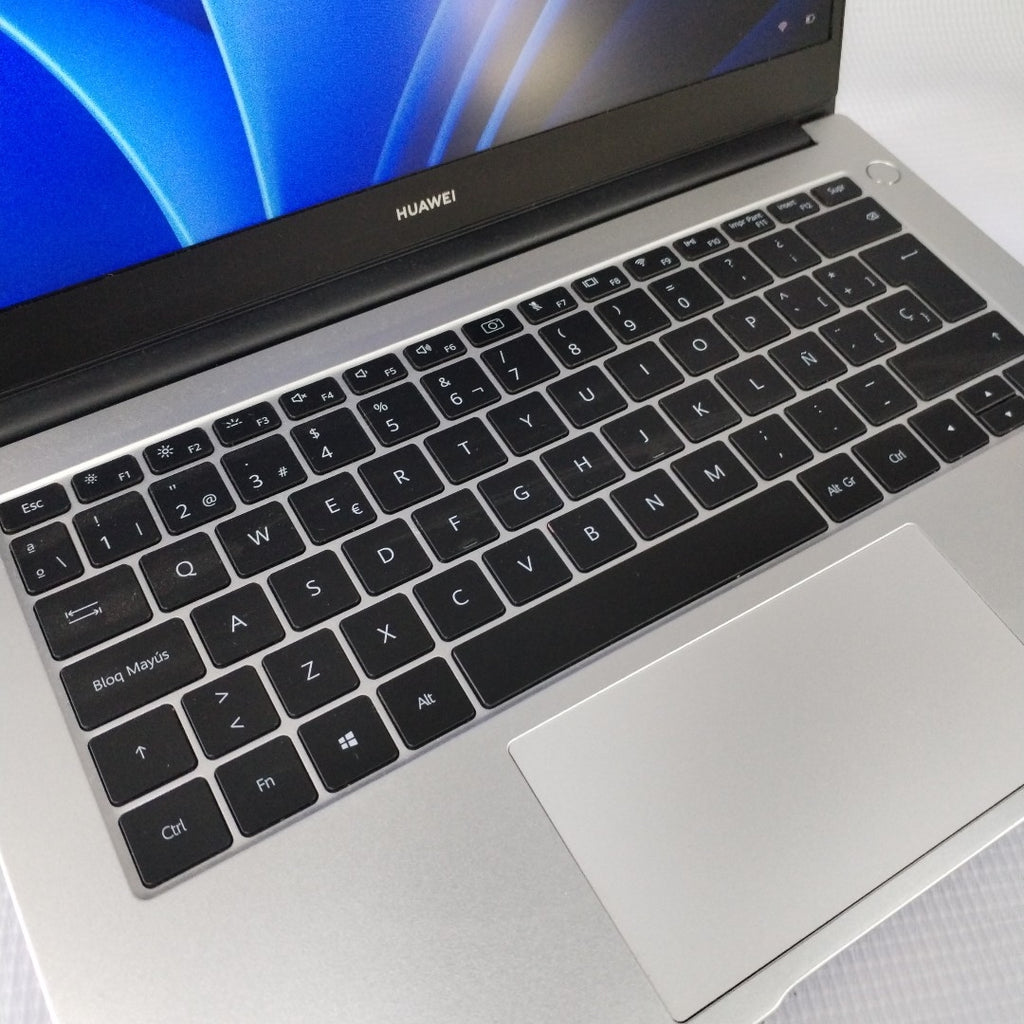 LAPTOP HUAWEI MATEBOOK D14 NBL-WAQ9R (2022) 512 GB SSD 8 GB RAM (SEMINUEVO)