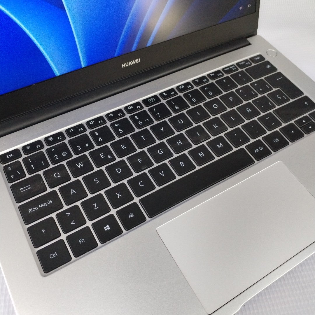 LAPTOP HUAWEI MATEBOOK D14 NBL-WAQ9R (2022) 512 GB SSD 8 GB RAM (SEMINUEVO)