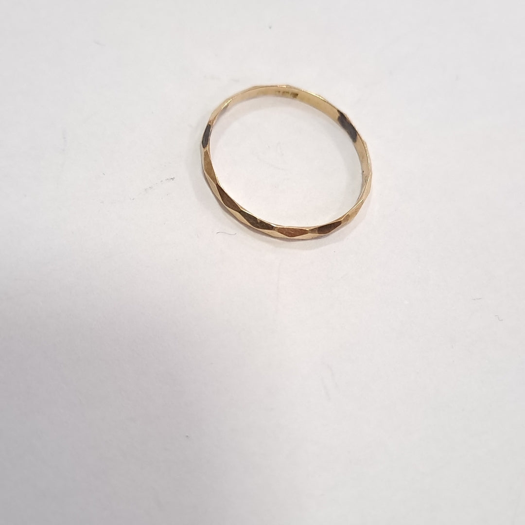 ANILLITO. ORO. 14 K 0.6 GRMS (SEMINUEVO)