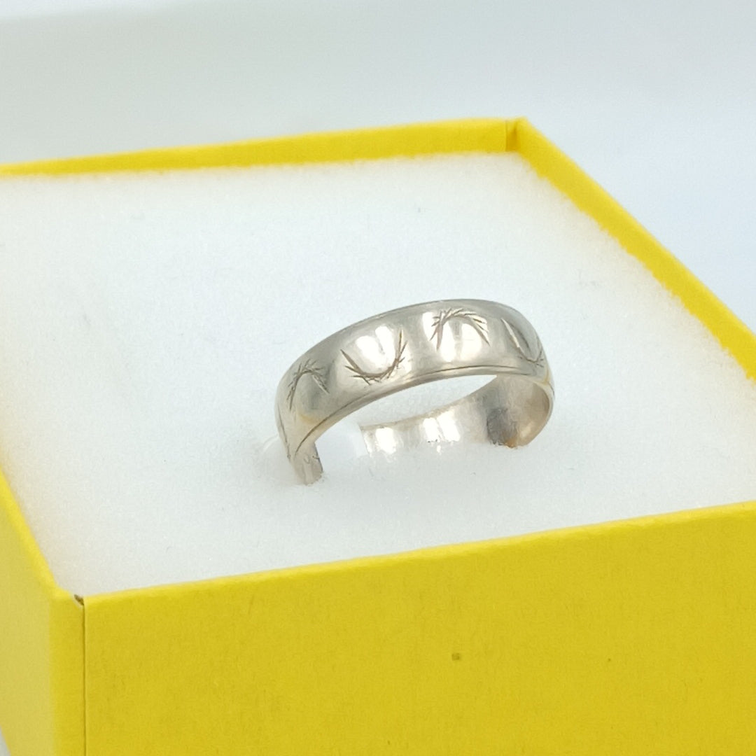 ARGOLLA. ORO BLANCO. 14 K 3.5 GRMS (SEMINUEVO)