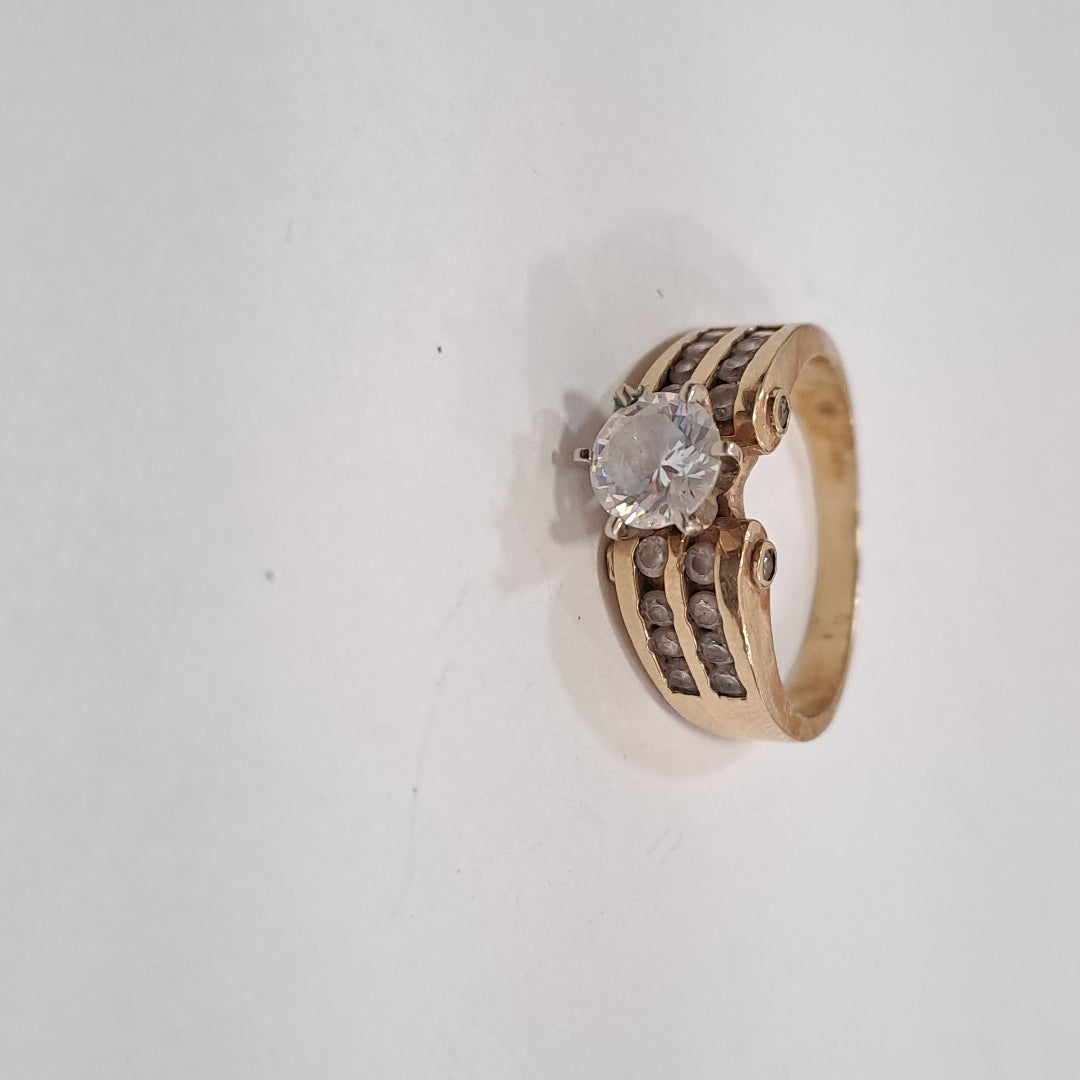 ANILLO. ORO. 14 K 6.7 GRMS (SEMINUEVO)