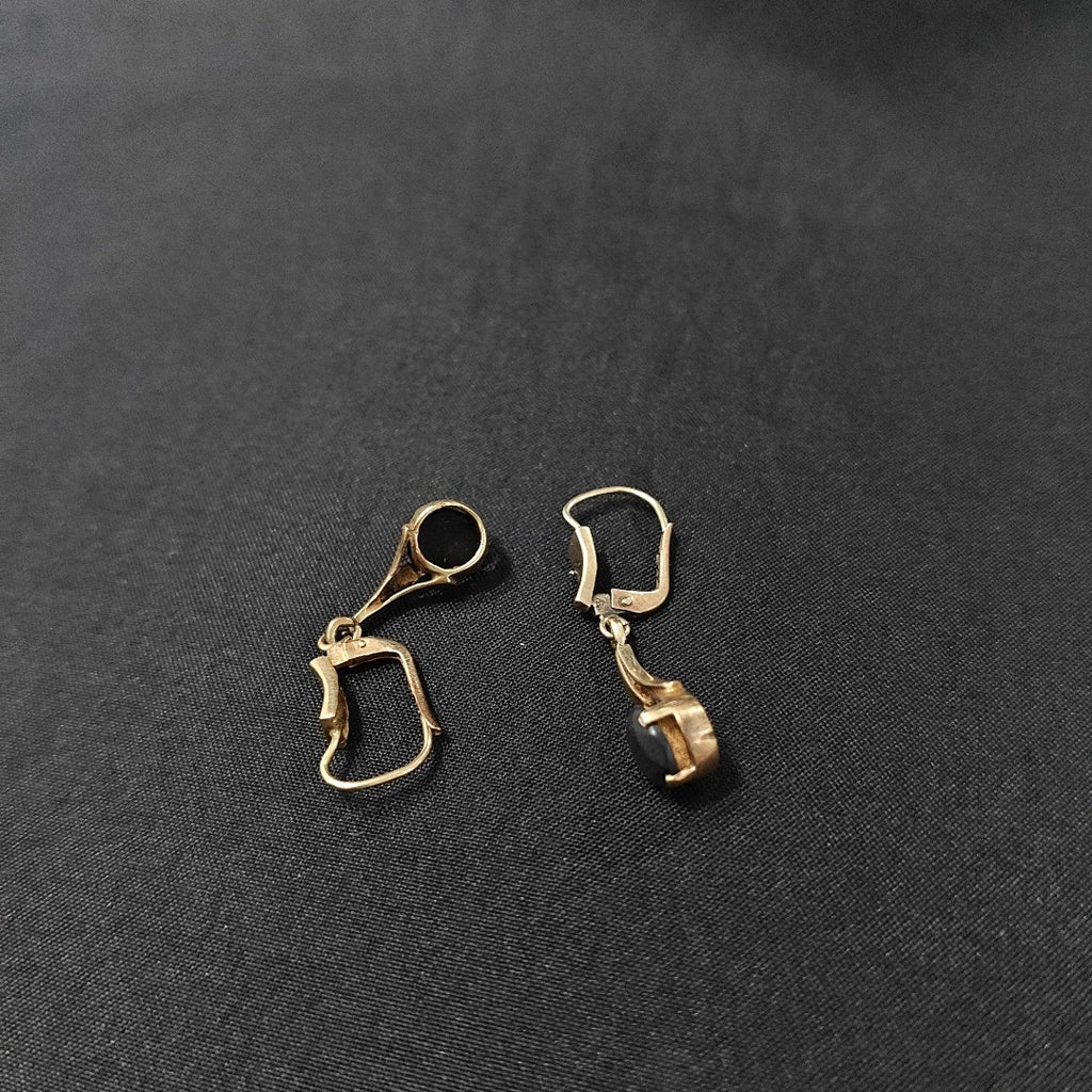 ARETES PAR. ORO. 10 K 3.3 GRMS (SEMINUEVO)