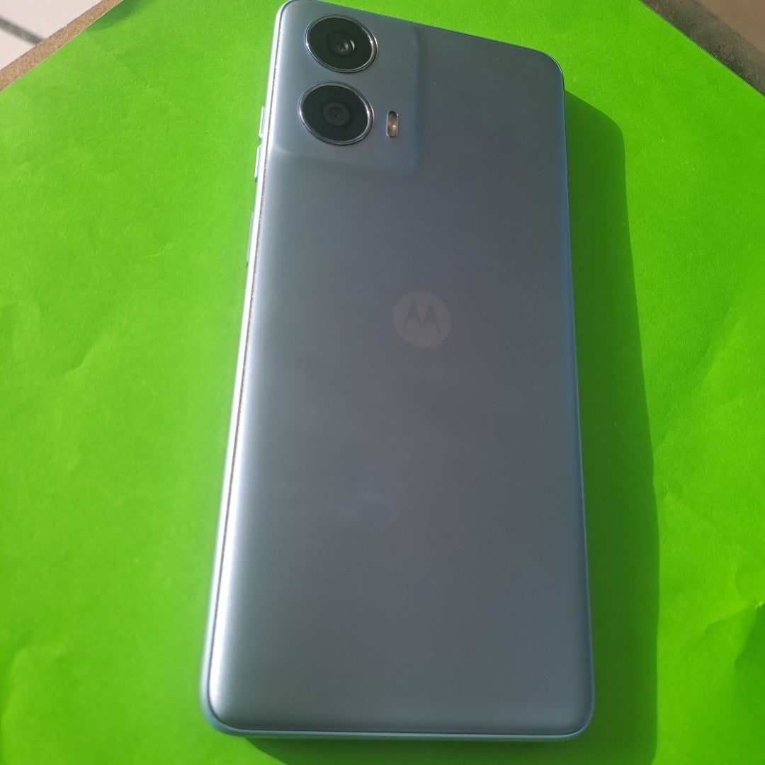 CELULAR MOTOROLA MOTO G24 POWER XT2425-1 (2024) 256 GB 8 GB RAM (SEMINUEVO)