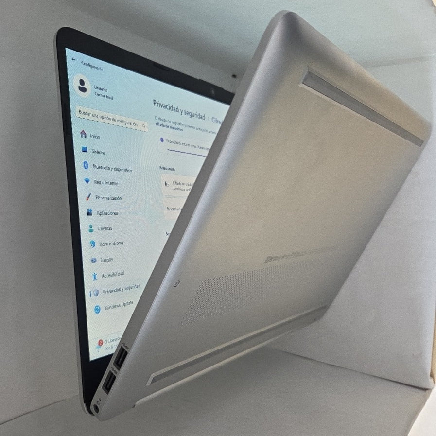 LAPTOP HP 15-EF2519LA (2022) 512 GB SSD 8 GB RAM (SEMINUEVO)