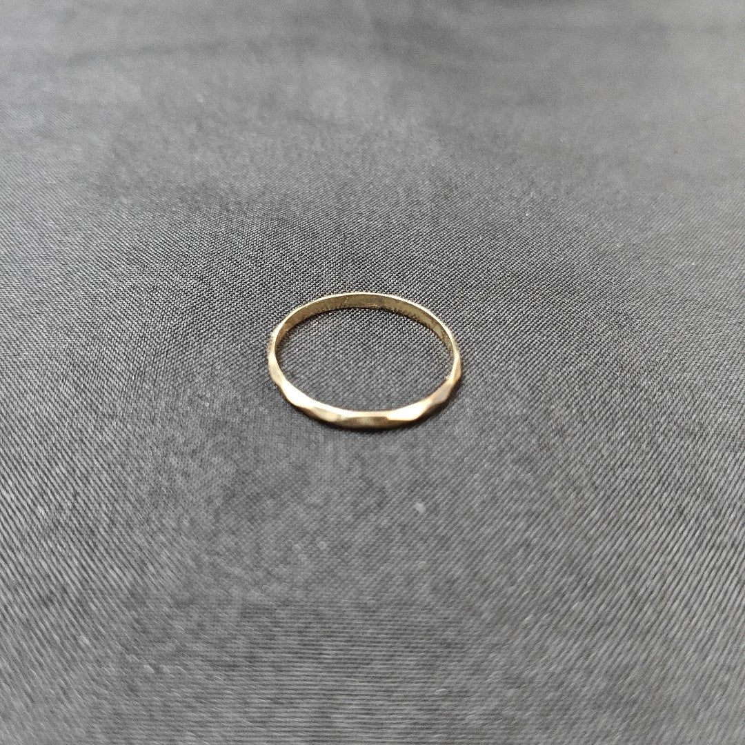 ANILLITO. ORO. 14 K 0.6 GRMS (SEMINUEVO)