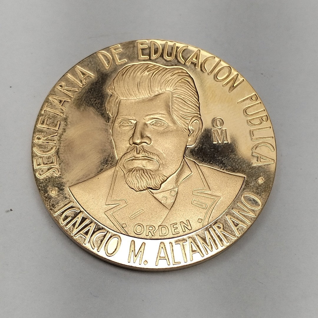 MEDALLA CONMEMORATIVA ORO 21 K 41,80 GRMS (SEMINUEVO)