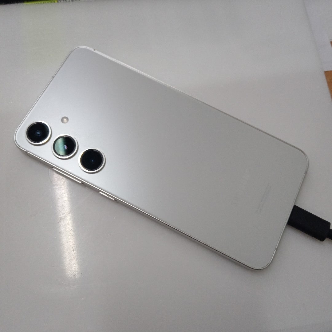 CELULAR SAMSUNG GALAXY S24 + SM-S926B (2024) 256 GB 12 GB RAM (SEMINUEVO)