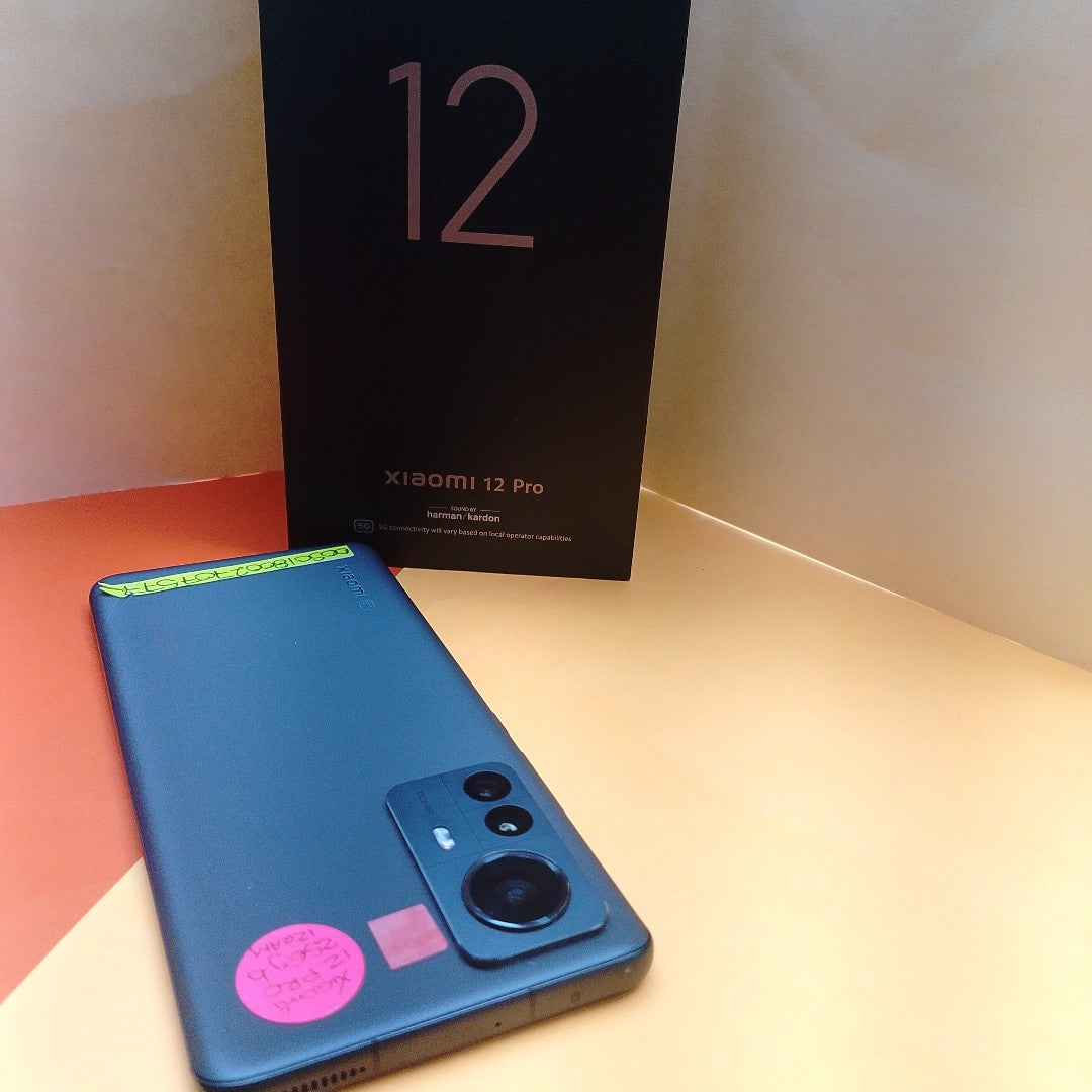 CELULAR XIAOMI 12 PRO 2201122G (2022) 256 GB 12 GB RAM (SEMINUEVO)