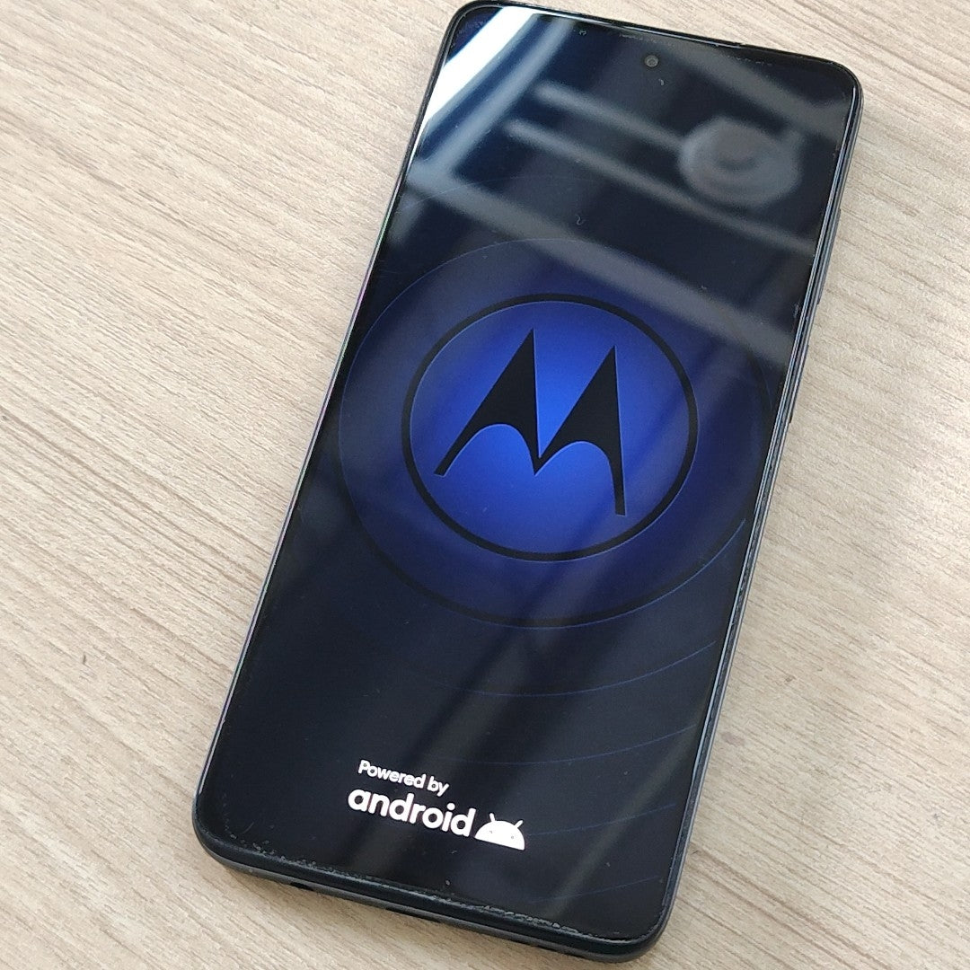 CELULAR MOTOROLA MOTO G82 XT2225-1 128 GB 6 GB RAM (SEMINUEVO)
