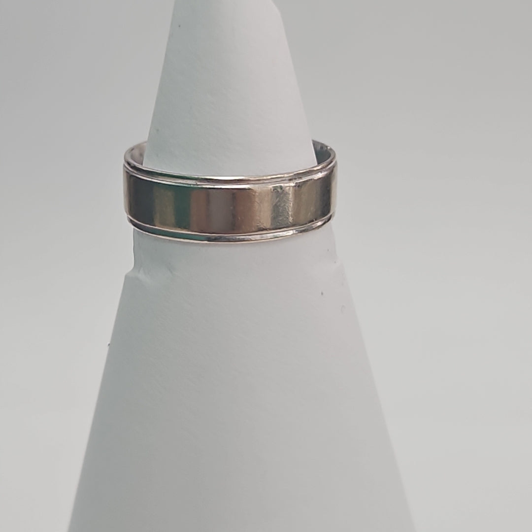 ANILLITO. ORO. 14 K 4 GRMS (SEMINUEVO)