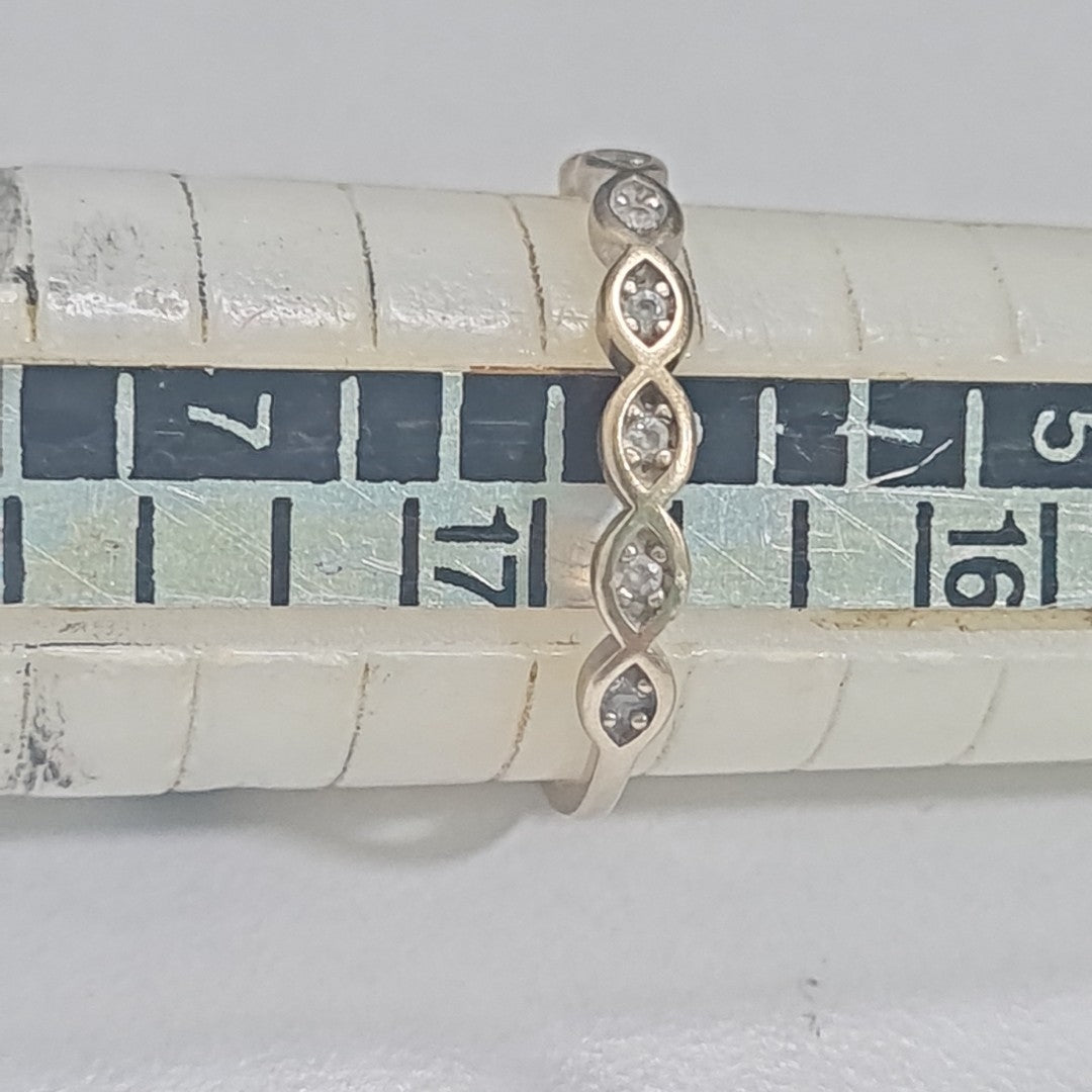ANILLITO. ORO BLANCO. 10 K 0.9 GRMS (SEMINUEVO)
