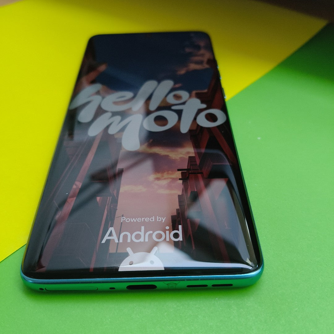 CELULAR MOTOROLA EDGE 60 FUSION XT2503-1 (2023) 256 GB 8 GB RAM (SEMINUEVO)