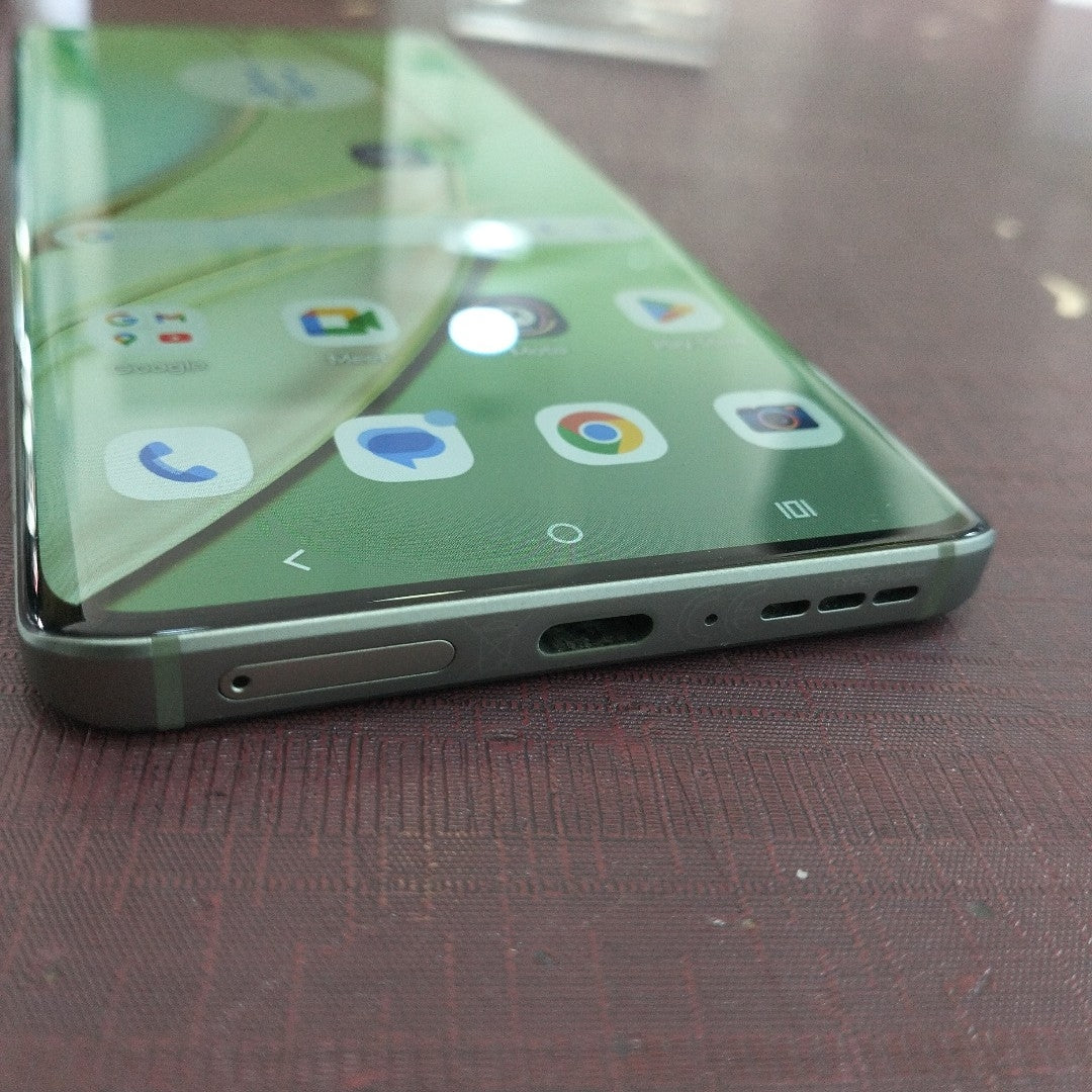 CELULAR MOTOROLA EDGE 40 XT2303-2 (2023) 256 GB 8 GB RAM (SEMINUEVO)
