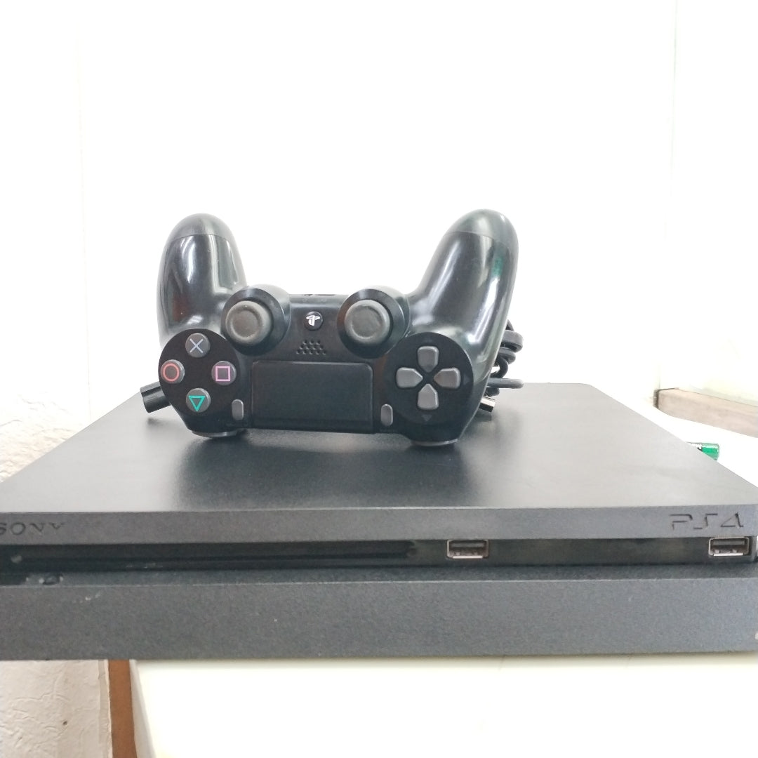 CONSOLA DE VIDEOJUEGO SONY PS4 SLIM 1 TB (SEMINUEVO)