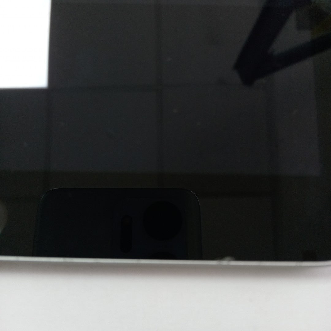 TABLETA APPLE IPAD 9 A2602 64 GB 3 GB RAM (SEMINUEVO)