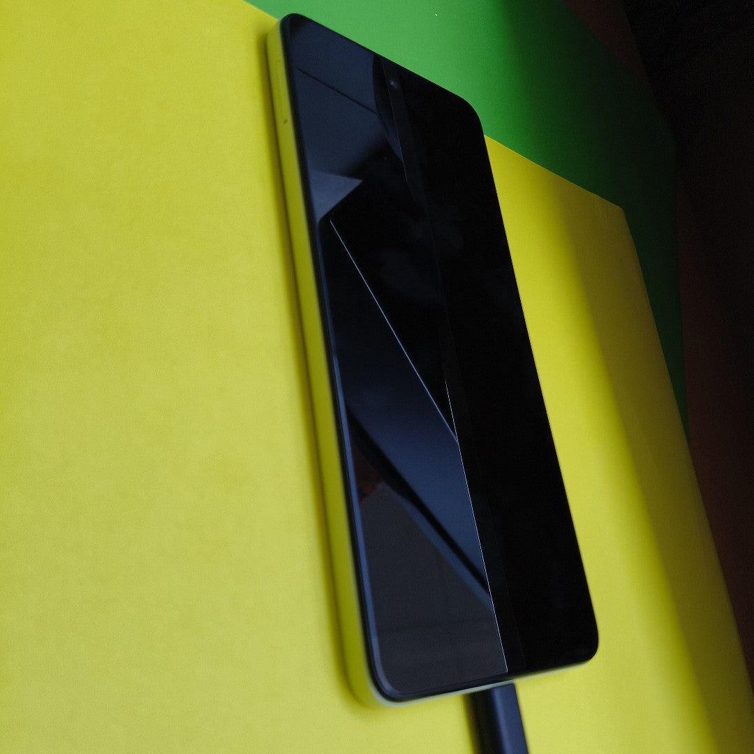 CELULAR MOTOROLA MOTO E14 XT2421-12 (2024) 64 GB 2 GB RAM (SEMINUEVO)