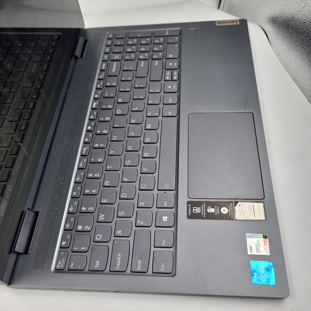 LAPTOP LENOVO YOGA 7 15ITL5 (2022) 256 GB SSD 8 GB RAM (SEMINUEVO)