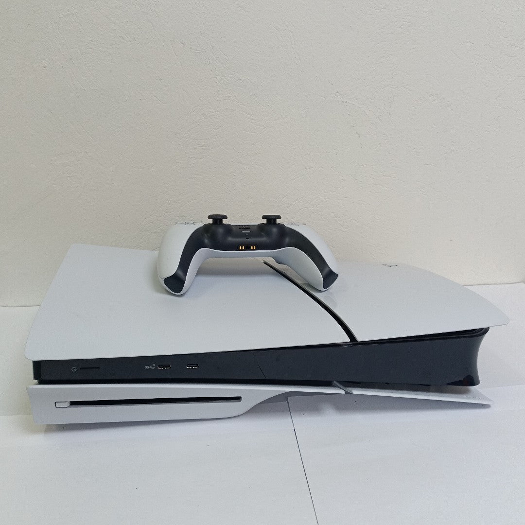 CONSOLA DE VIDEOJUEGO SONY PS5 SLIM 1 TB SSD (SEMINUEVO)
