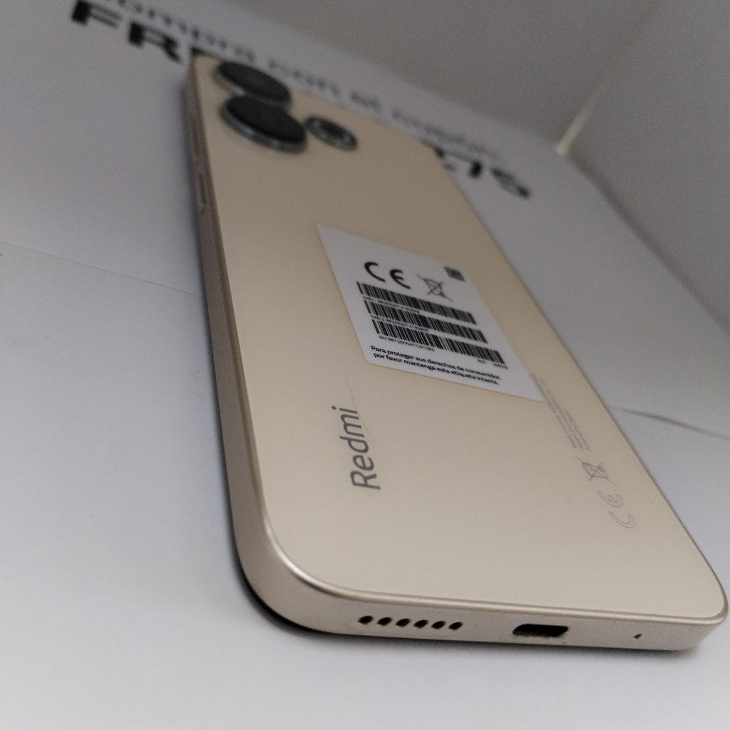 CELULAR XIAOMI REDMI 13 24049RN28L (2024) 256 GB 8 GB RAM (SEMINUEVO)