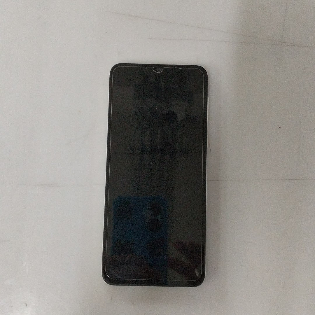 CELULAR MOTOROLA MOTO E13 XT2345-2 64 GB 2 GB RAM (SEMINUEVO)