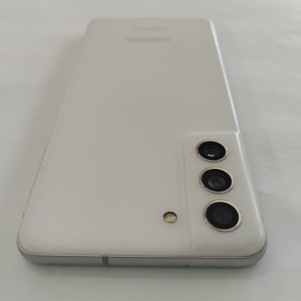 CELULAR SAMSUNG GALAXY S21 FE 5G SM-G990E 256 GB 8 GB RAM (SEMINUEVO)