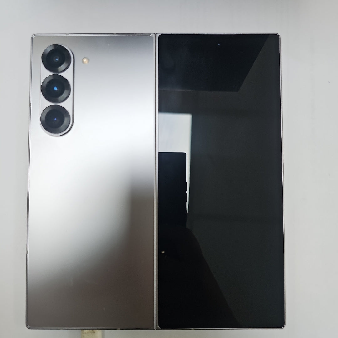 CELULAR SAMSUNG GALAXY Z FOLD6 SM-F956B 512 GB 12 GB RAM (SEMINUEVO)