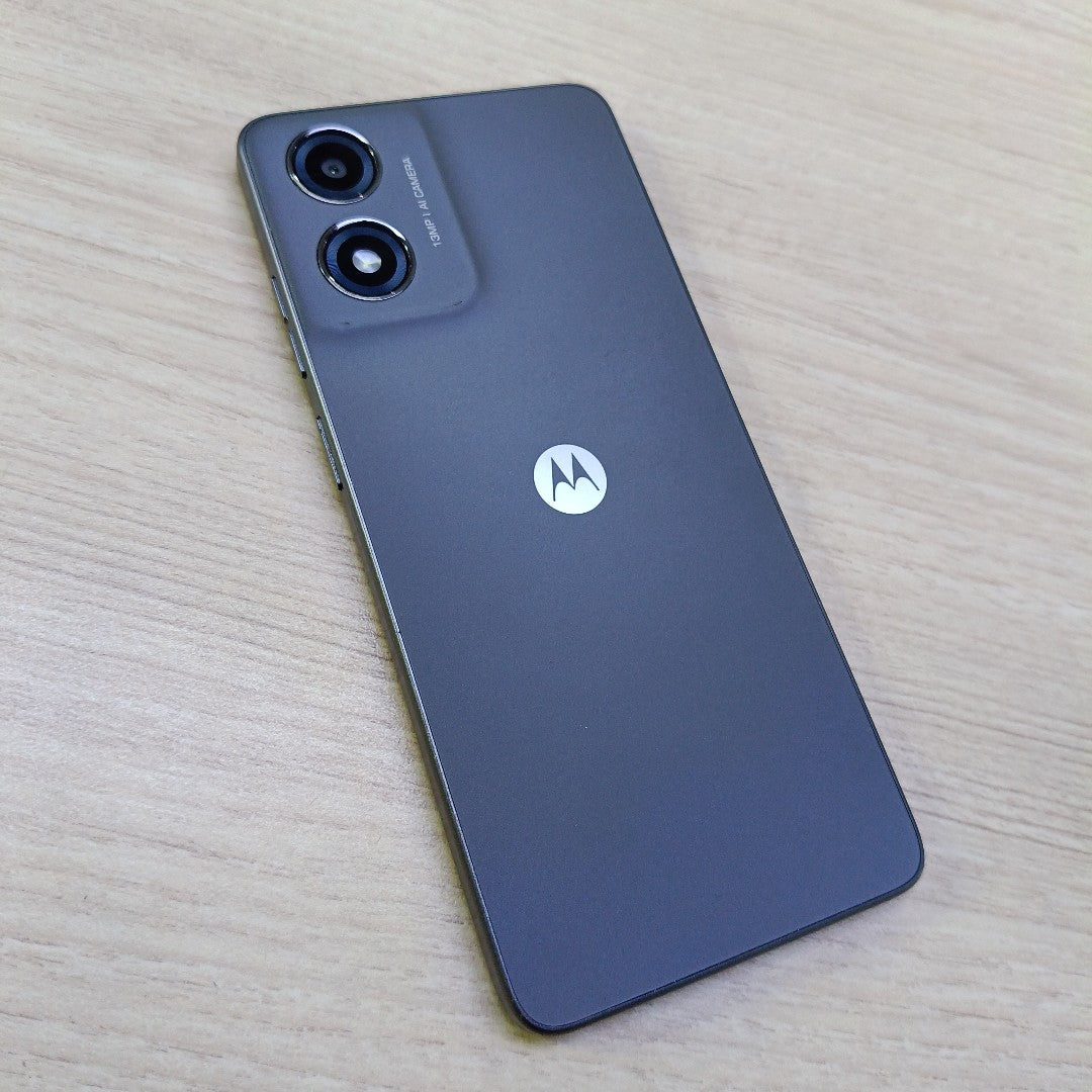 CELULAR MOTOROLA MOTO E14 XT2421-13 (2024) 64 GB 2 GB RAM (SEMINUEVO)