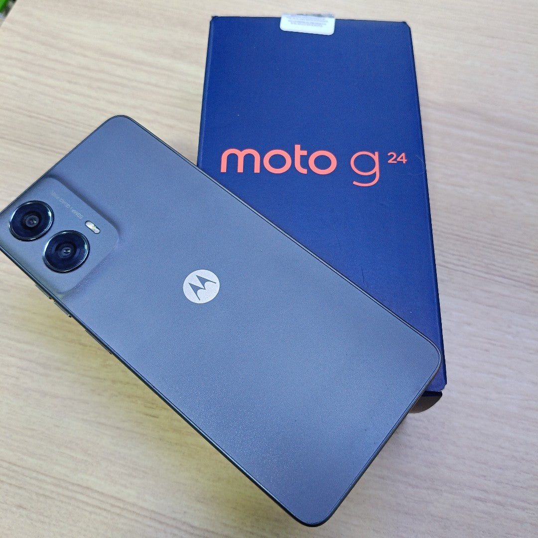 CELULAR MOTOROLA MOTO G24 XT2423-1 (2024) 128 GB 4 GB RAM (SEMINUEVO)