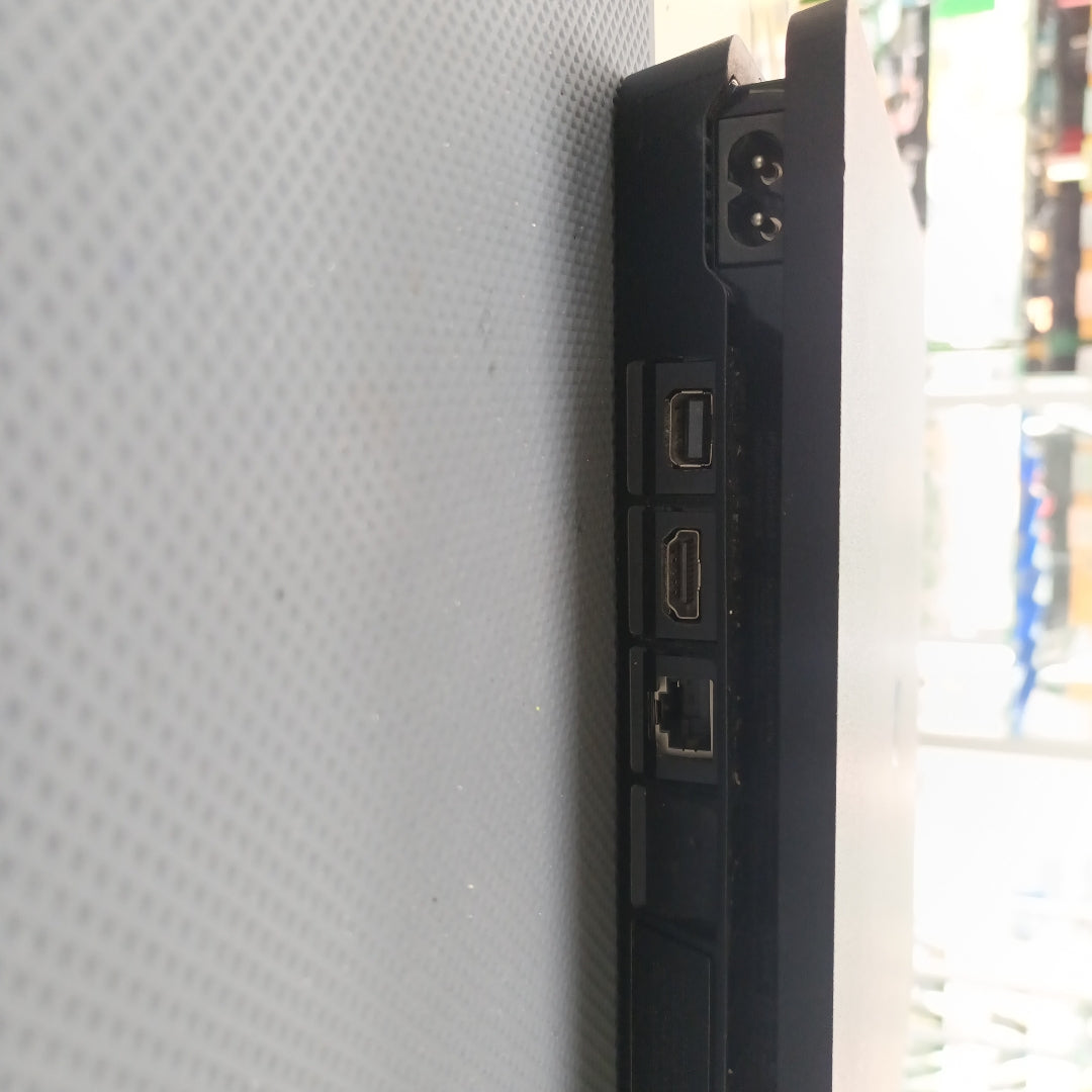CONSOLA DE VIDEOJUEGO SONY PS4 SLIM 1 TB (SEMINUEVO)