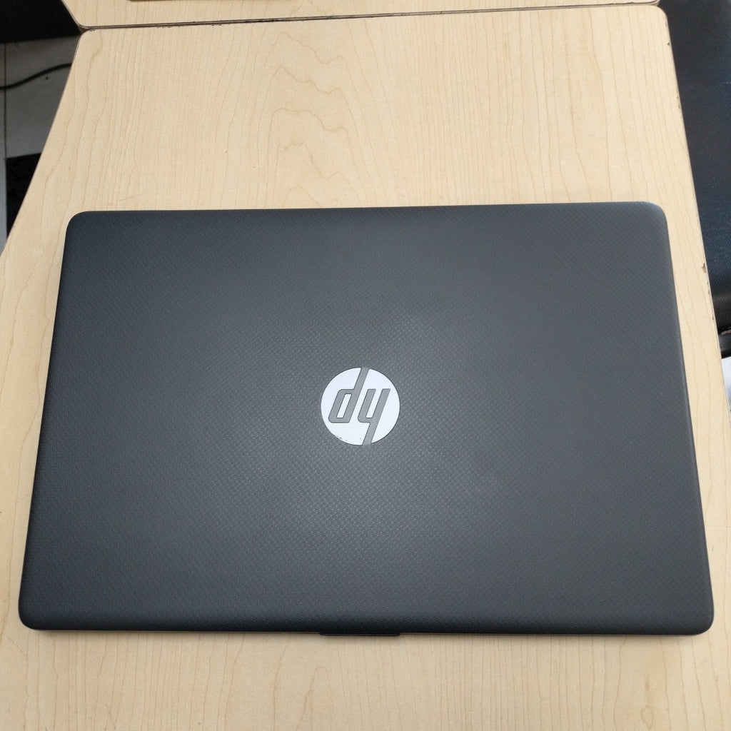 LAPTOP HP 255 G8 (2024) 256 GB SSD 8 GB RAM (SEMINUEVO)