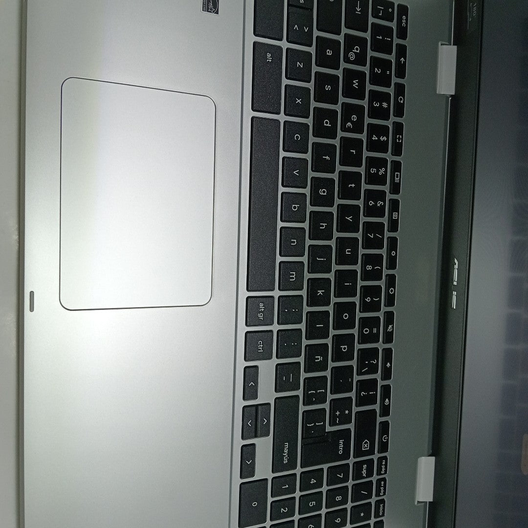 LAPTOP ASUS CHROMEBOOK CX1500CKA-CEL8G128-C2 (2023) 128 GB 8 GB RAM (SEMINUEVO)