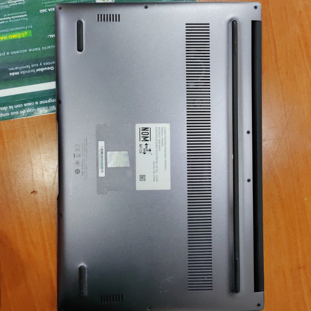 LAPTOP HUAWEI MATEBOOK D14 NBB-WAI9 (2020) 128 GB SSD 8 GB RAM (SEMINUEVO)